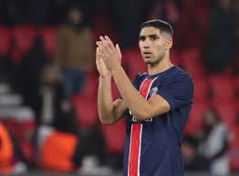 أشرف حكيمي مرشح للإستمرار مع نادي باري سان جيرمان