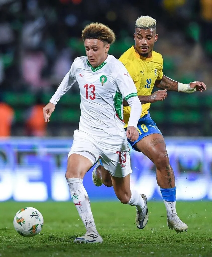 أسود الأطلس يكتسحون الغابون بخماسية ساحقة ويؤكدون الصدارة”