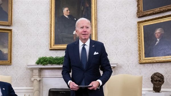 جو بايدن يدرس إصدار قرارات عفو استباقية قد يتعرضون لملاحقات قانونية من إدارة دونالد ترامب