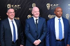 أصوات الإحتجاج تعالت داخل قاعة حفل جوائز الكاف