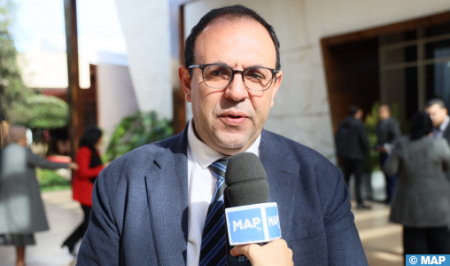 هشام آيت منصور.. التوجيه المدرسي لفائدة التلاميذ ينبغي أن يبدأ بشكل أساسي داخل الأقسام الدراسية من طرف الأساتذة