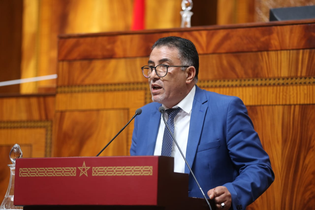 فريق التقدم والاشتراكية يدعو الحكومة إلى تحمل مسؤولياتها بشأن مدى مراعاة أوراش البنيات التحتية للمجالة العدالة