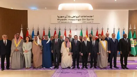 الرياض تستضيف اجتماعًا دوليًا لدعم سوريا..دعوات لرفع العقوبات وتعزيز الاستقرار