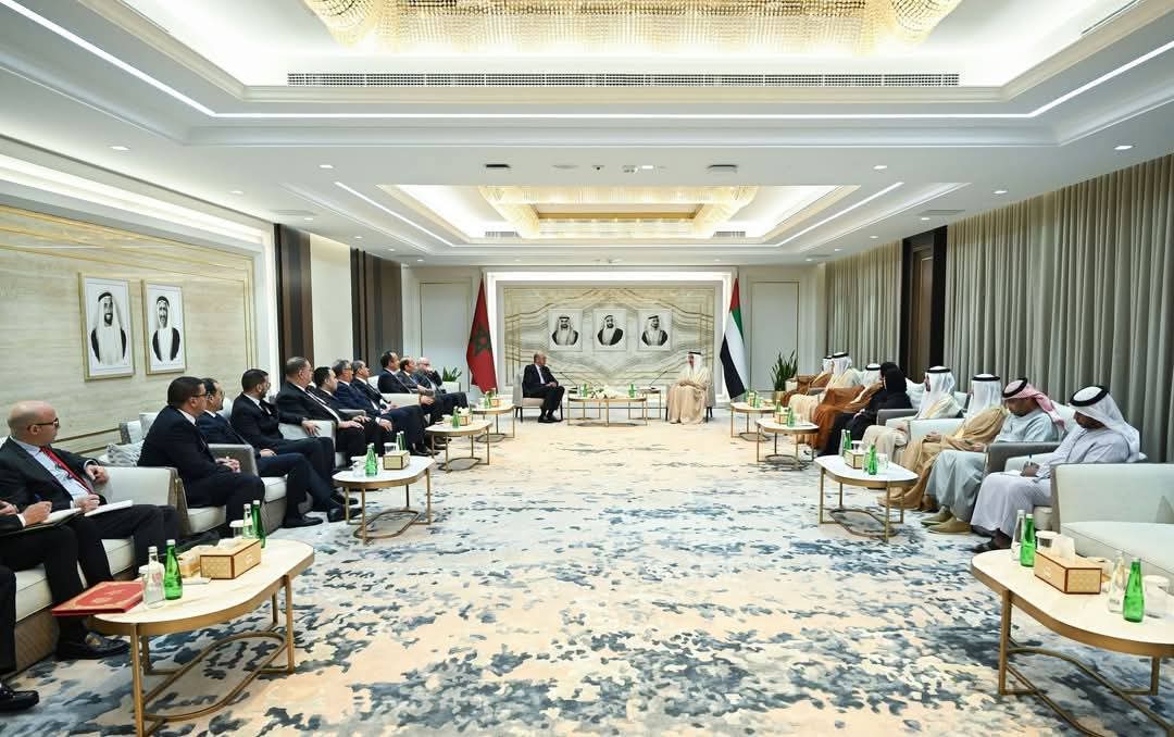 تعزيز التعاون البرلماني بين المغرب والإمارات: مباحثات مثمرة في أبوظبي