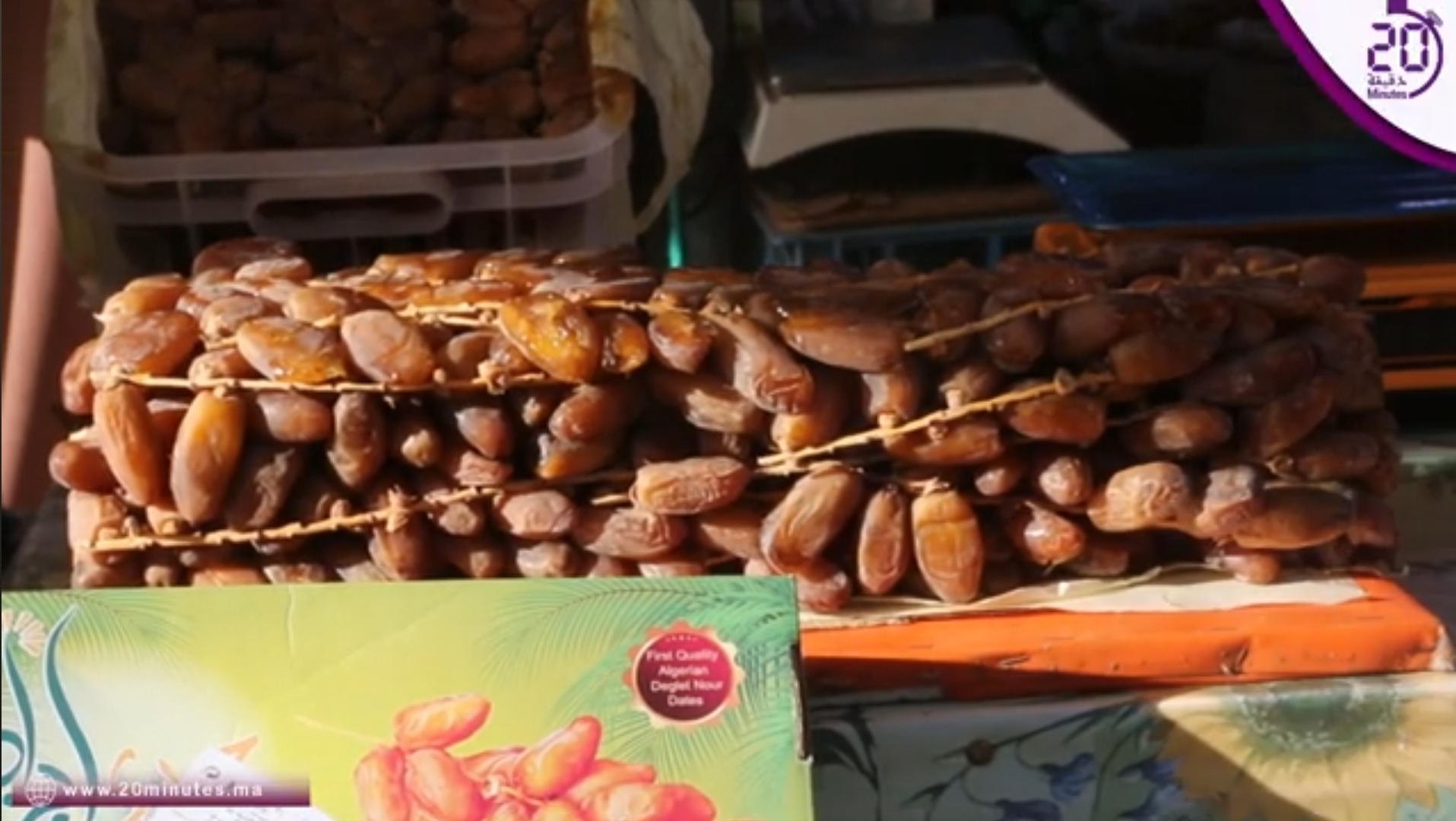 التمور الجزائرية المستورة تثير الجدل من جديد والثمن يرتفع قبل أيام من رمضان