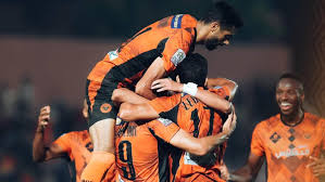 قرعة كأس الكونفدرالية تضع نهضة بركان في مواجهة أسيك ميموزا