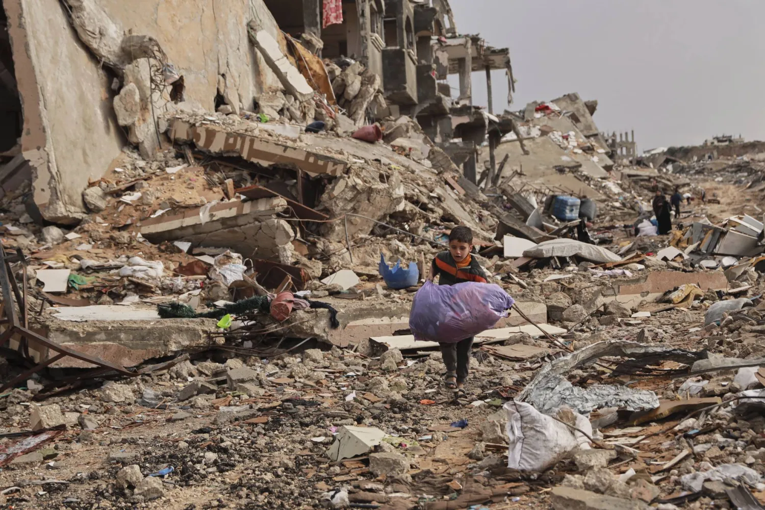 جهود مكثفة لتمديد الهدنة في غزة وسط خلافات حول خطة ويتكوف