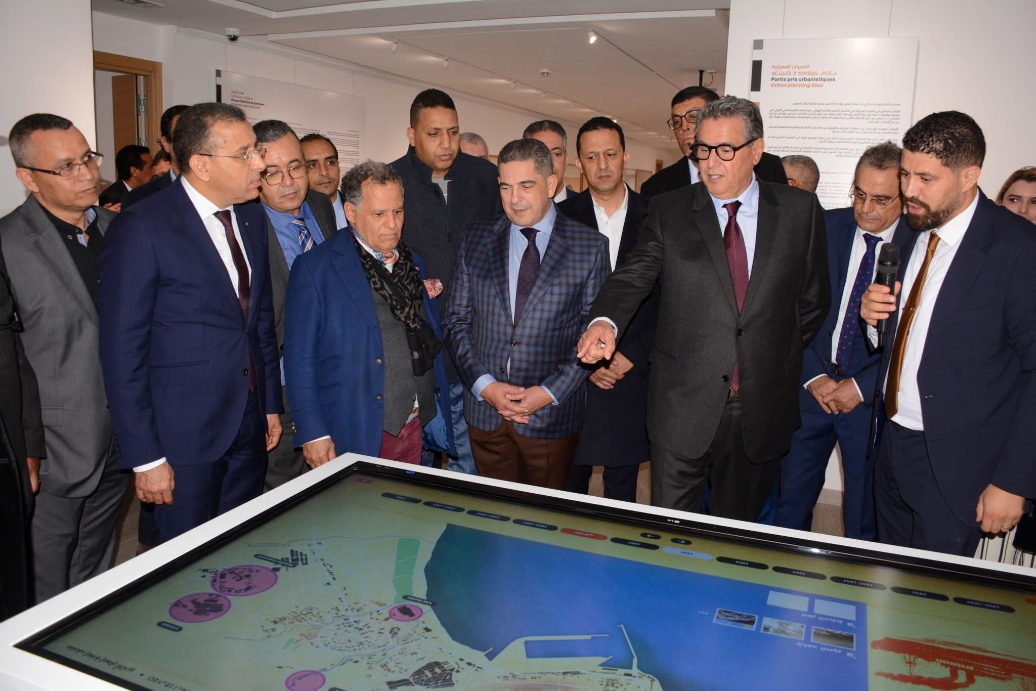 أخنوش يدشن متحف إعادة بناء أكادير ويعطي انطلاقة مشاريع تهيئة ساحات تاريخية