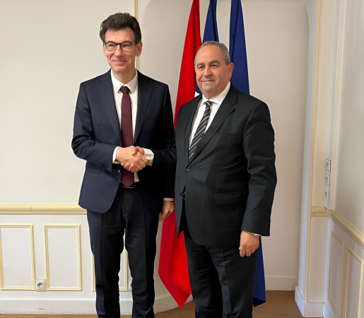 تعزيز التعاون الأكاديمي بين المغرب وفرنسا في لقاء وزاري بباريس