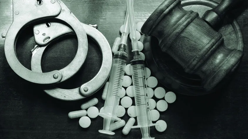 تفكيك شبكة إجرامية وحجز كميات ضخمة من الأقراص المهلوسة و الكوكايين