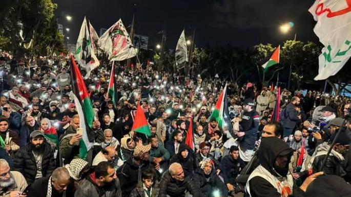 المغاربة في الشوارع: مسيرات غاضبة ضد العدوان الإسرائيلي والتطبيع